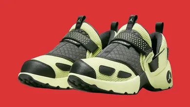 jordan-trunner-lx-luminous-green-sneaker-news