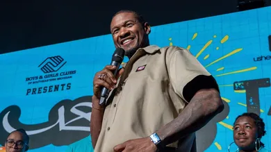 Usher Viral Fan Seduction Did Not Cause Divorce Music News