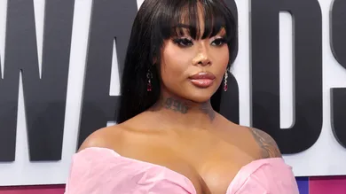 Summer Walker Spend It R&B Season Playlist Music News