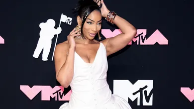 Tommie Lee Hotel Staff Accuse Doing Drugs Pop Culture News