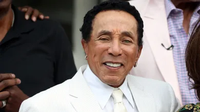 smokey-robinson-countersuit-music-news