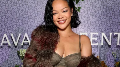 Rihanna Flaunts Baby Bump Music News