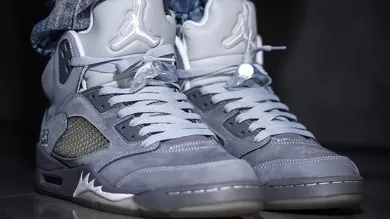 air-jordan-5-wolf-grey-sneaker-news