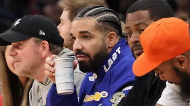 Drake Family Matters Bar Rihanna Photo Hip Hop News