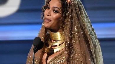 Beyonce Wardrobe Malfunction Cowboy Carter Music News