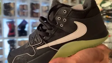 jordan-jumpman-jack-friends-and-family-sneaker-news