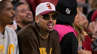 Chris Brown Pleads Not Guilty UK Assault Charges Music News