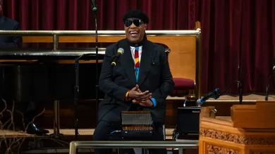 Stevie Wonder Breaks Silence Rumor He Can See Music News