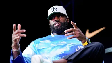 lebron-james-enjoying-new-gunna-album-hip-hop-news