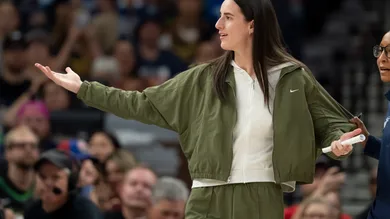 caitlin-clark-nike-logo-sneaker-news