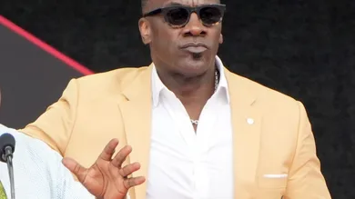 Shannon Sharpe Light Pockets Sports News