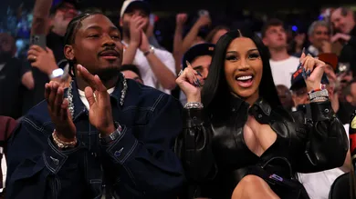 cardi-b-fan-reactions-to-pregnancy-hip-hop-news