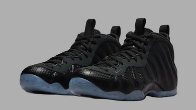 nike-air-foamposite-one-carbon-fiber-sneaker-news