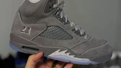 air-jordan-5-wolf-grey-sneaker-news