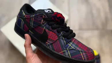 nike-sb-dunk-low-nardwuar-sneaker-news