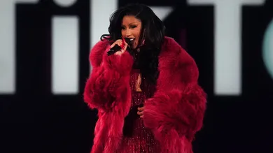 Cardi B Dismisses Nicki Minaj Efforts Boycott Hip Hop News