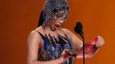 Cardi B Twerk Off Male Dancer Hip Hop News