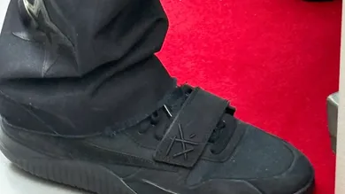 jordan-jumpman-jack-triple-black-sneaker-news