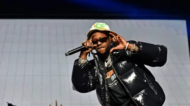 fabolous-gifted-free-the-youth-x-air-jordan-1-sneaker-news