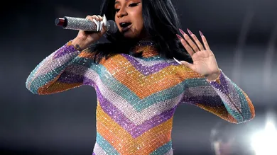 Cardi B Security Guard Viral Twerked Next To Him