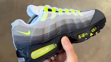 nike-air-max-95-og-neon-sneaker-news