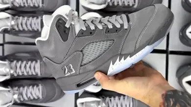 air-jordan-5-wolf-grey-sneaker-news