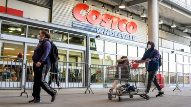 Holiday Season Begins Across New York City Area