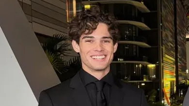 Clavicular Passes Out Convulses Choked Out Stream