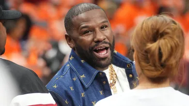 Floyd Mayweather Jr. sits courtside as the Phoenix Mercury play the Las Vegas Aces during Game 3 of the WNBA Finals at Mortgage