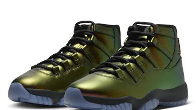 air-jordan-11-magic-ball-space-jam-iz1800-200