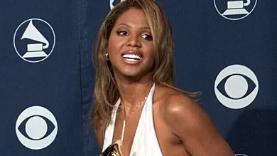 Toni Braxton's 2001 Grammys gown was attached by a strap and a prayer.