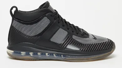 Image Via SneakerNews