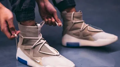 Image via Kickwhoshow