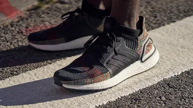 Image via Sneaker Bar Detroit