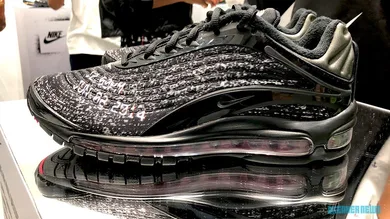 Image Via <a href='https://sneakernews.com/2018/08/21/skepta-nike-air-max-deluxe/' rel="nofollow noopener" target='_blank'>SneakerNews</a>