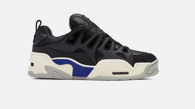 Image Via <a href='https://www.underarmour.com/en-us/pid3021559?CID=AF|SNEAKERSTEAL|CJ|US&cjevent=ec7c9784e82011e8832601940a240610' rel="nofollow noopener" target='_blank'>UA</a>