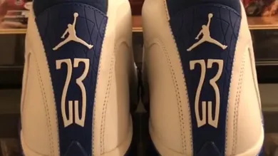 Image Via <a href='https://www.instagram.com/icollect23/' rel="nofollow noopener" target='_blank'>Icollect23</a>