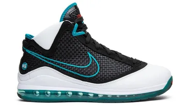 Image Via Flight Club