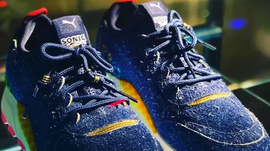 Image Via <a href='https://twitter.com/sneakerboxClyde' rel="nofollow noopener" target='_blank'>SneakerBoxClyde</a>