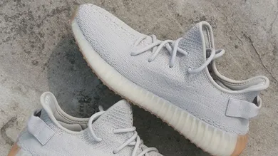 Image Via <a href='https://www.instagram.com/p/BiCZMS8FtKc/?taken-by=yeezymafia' rel="nofollow noopener" target='_blank'>YeezyMafia</a>