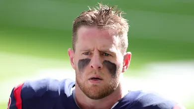 Carmen Mandato / Getty Images