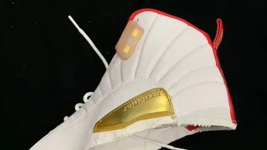 Image Via Zsneakerheadz