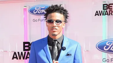 Earl Gibson III / Stringer / Getty Images