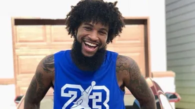 Image via @therealchrissailss