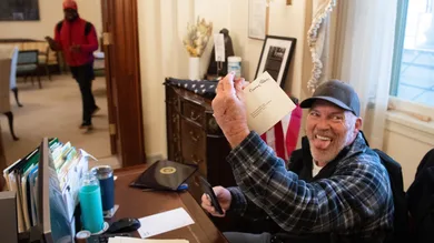 SAUL LOEB / Contributor / Getty Images