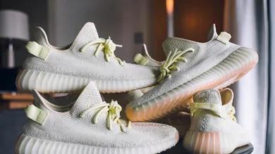 Image Via <a href='https://twitter.com/HeatedSneaks/status/979559870751039488' rel="nofollow noopener" target='_blank'>HeatedSneaks</a>