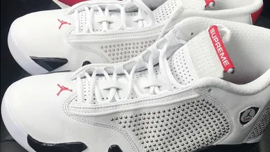 Image via zSneakerHeadz