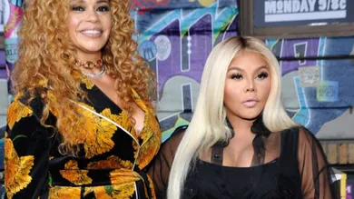 https://www.hotnewhiphop.com/lil-kim-rick-ross-faith-evans-and-more-attend-biggie-inspires-art-exhibit-news.90887.html