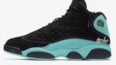 Image via zSneakerHeadz