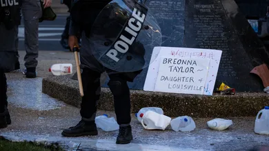 Brett Carlsen / Stringer / Getty Images